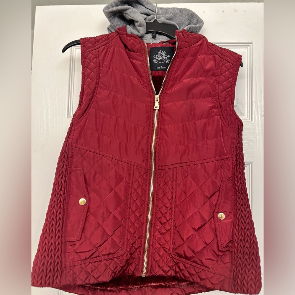 Elegant Red Quilted Women's Vest